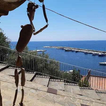 L'abbraccio Del Mare